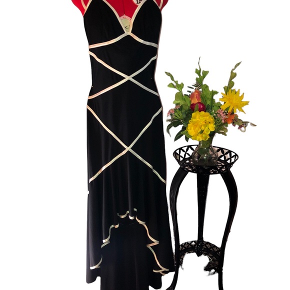 Sweet black and whites evening gown by Blondie Knights - Picture 4 of 5